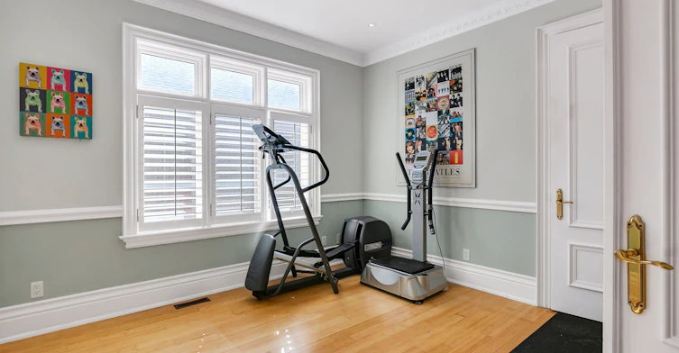 45 Mathersfield Drive, Toronto, ON, M4W 3W4 - 18