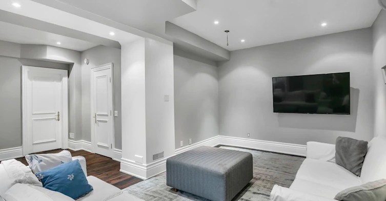 45 Mathersfield Drive, Toronto, ON, M4W 3W4 - 19