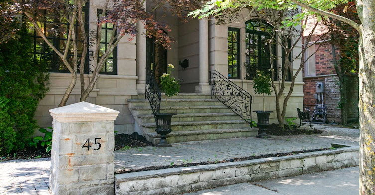 45 Mathersfield Drive, Toronto, ON, M4W 3W4 - 2