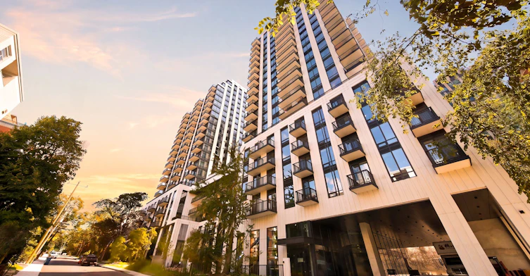 1525-89 Montclair Avenue, Toronto, ON, M5P 0B1 - 2