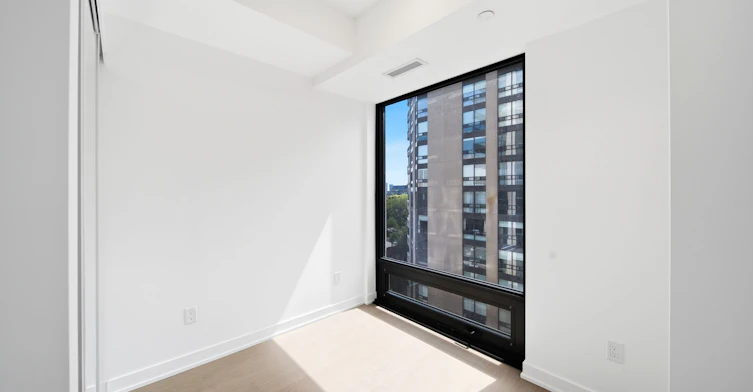 1525-89 Montclair Avenue, Toronto, ON, M5P 0B1 - 17