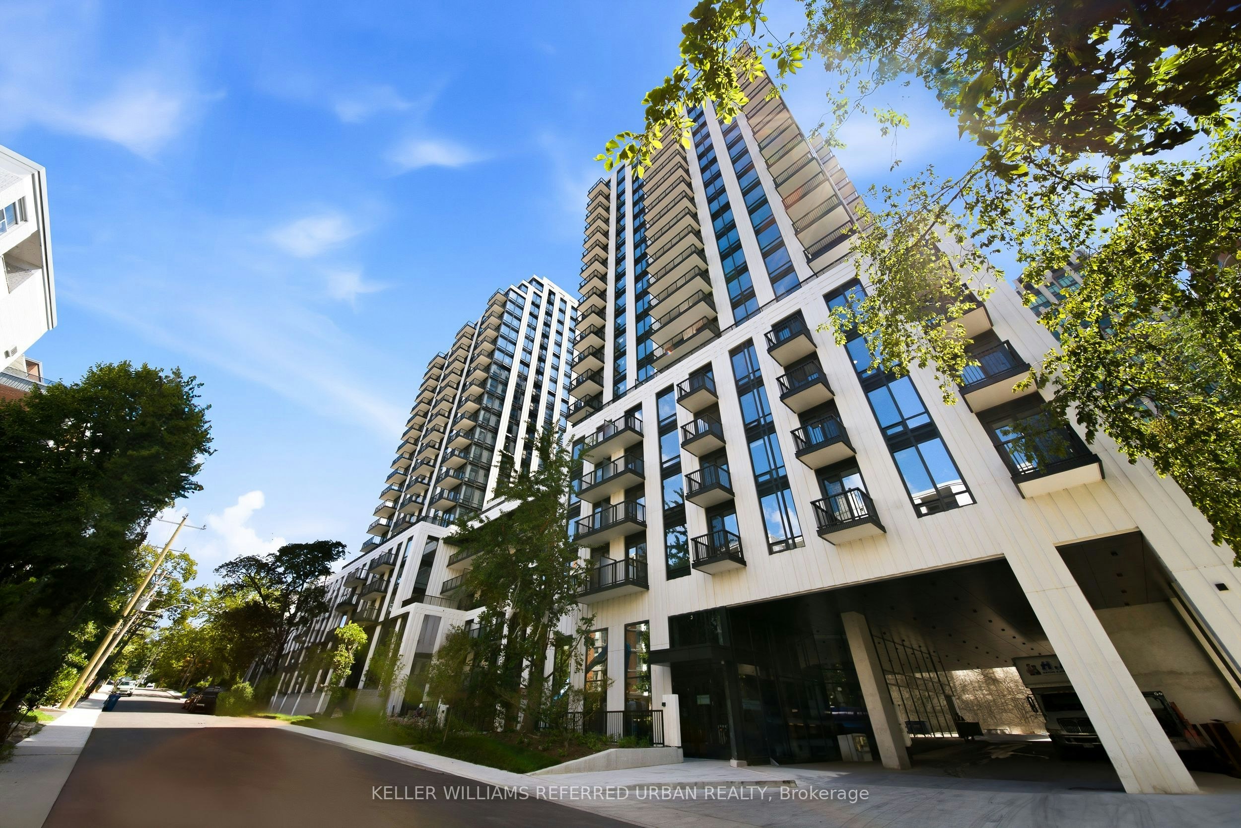 1525-89 Montclair Avenue, Toronto, ON, M5P 0B1 - 3