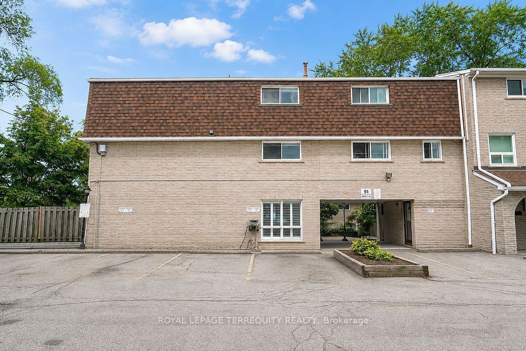 7-91 Rameau Drive, Toronto, ON, M2H 1T6