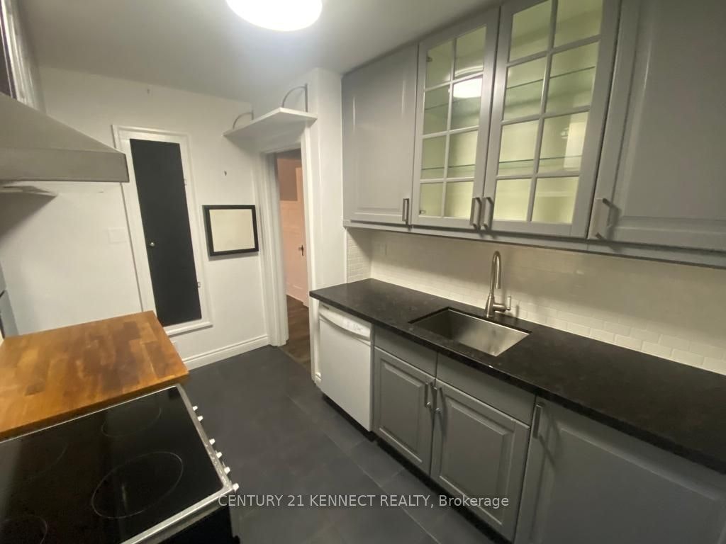 Upper-1102 Avenue Road, Toronto, ON, M5N 2E3 - 5