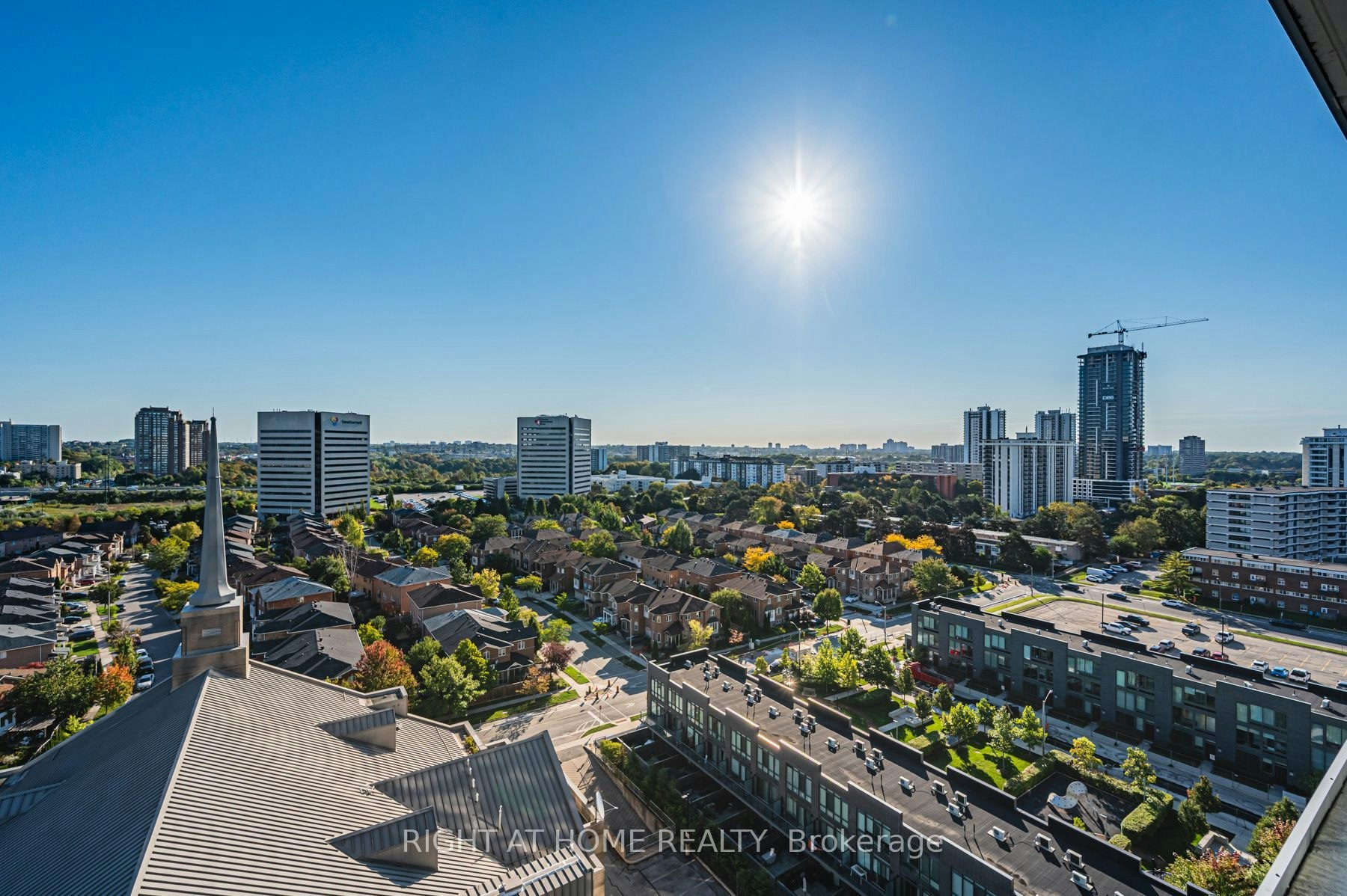 1405-6 Sonic Way, Toronto, ON, M3C 0P1 - 16