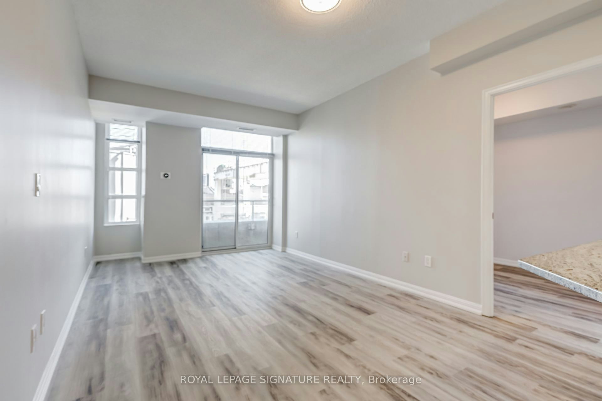 305-75 East Liberty Street, Toronto, ON, M6K 3R3 - 11