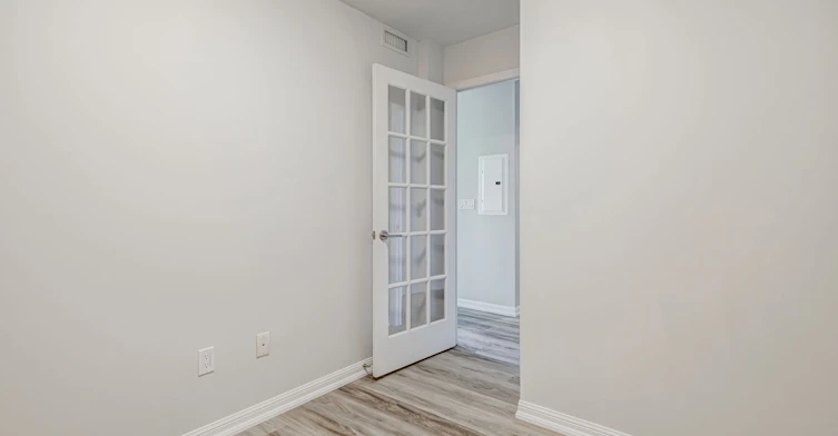 305-75 East Liberty Street, Toronto, ON, M6K 3R3 - 26