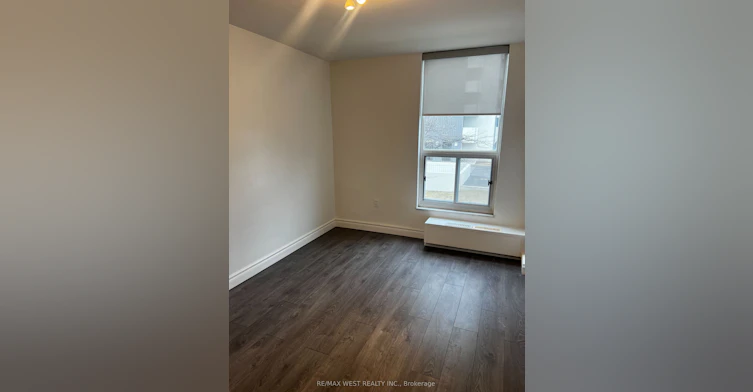 202-130 Neptune Drive, Toronto, ON, M6A 1X5 - 12