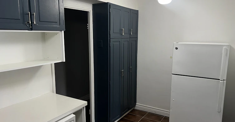 202-130 Neptune Drive, Toronto, ON, M6A 1X5 - 7
