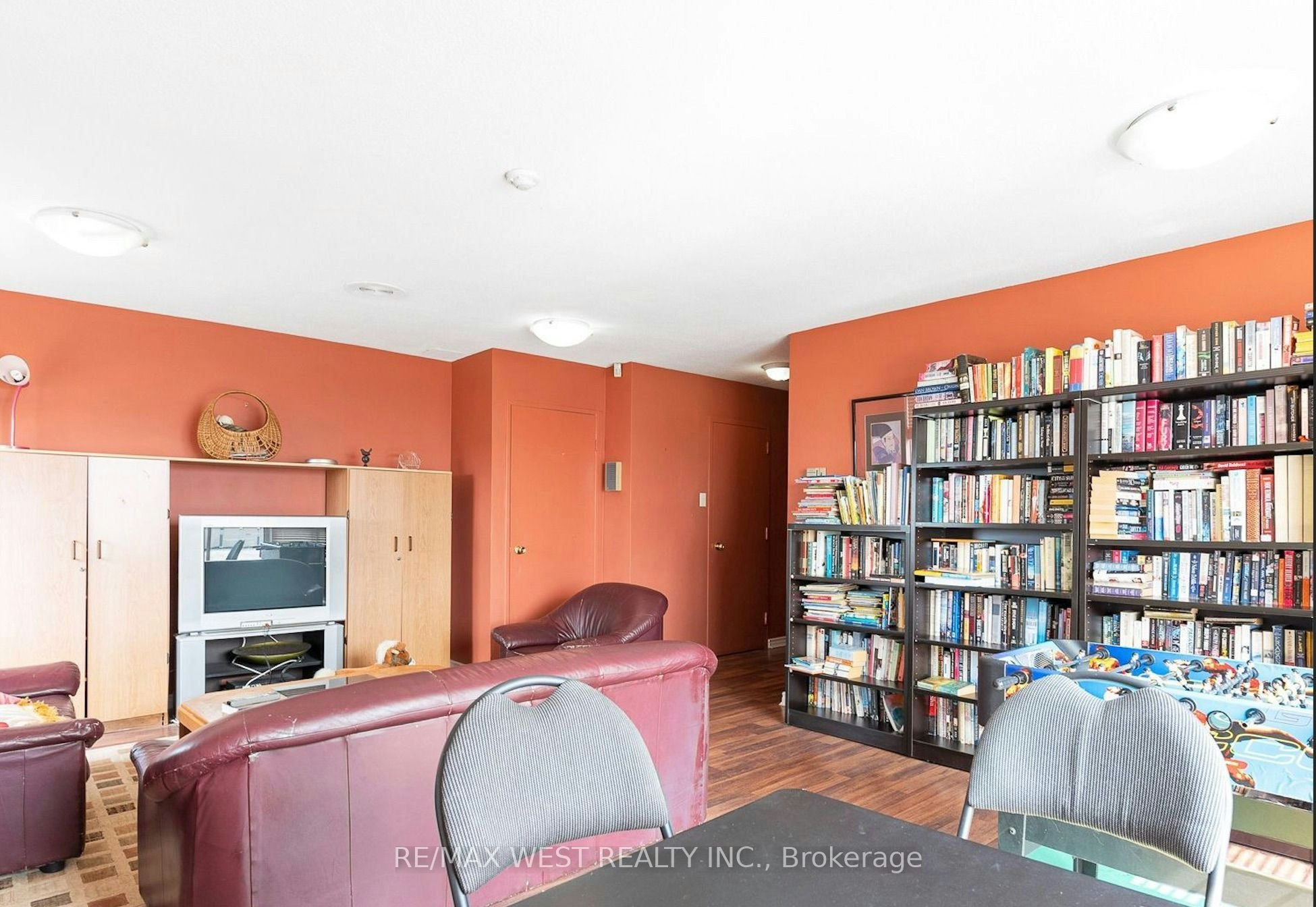 202-130 Neptune Drive, Toronto, ON, M6A 1X5 - 28