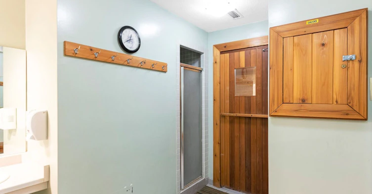 202-130 Neptune Drive, Toronto, ON, M6A 1X5 - 30