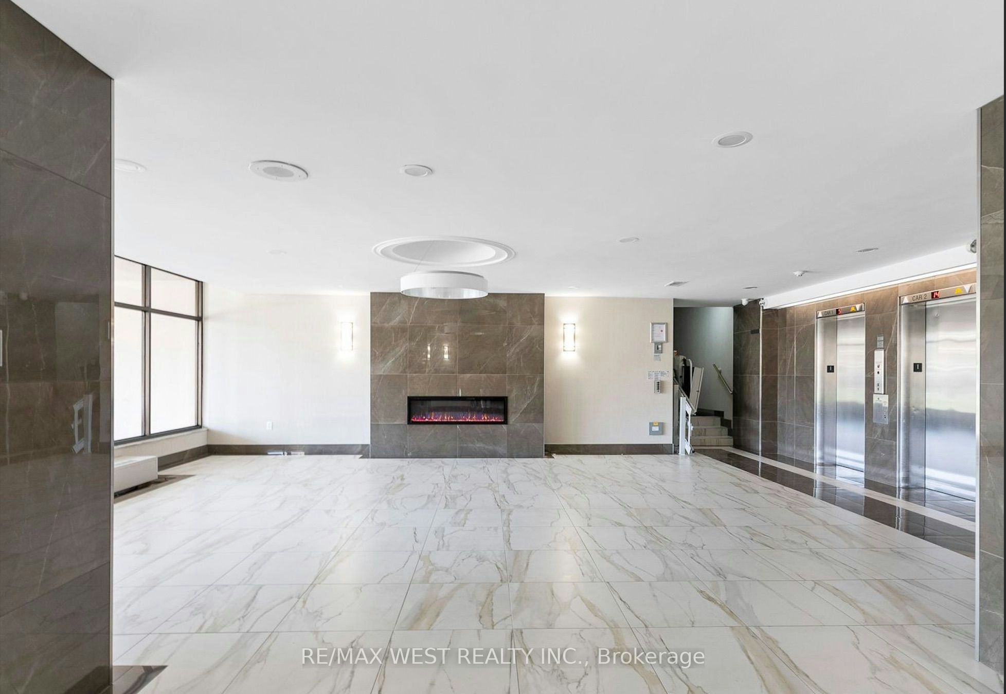202-130 Neptune Drive, Toronto, ON, M6A 1X5 - 4