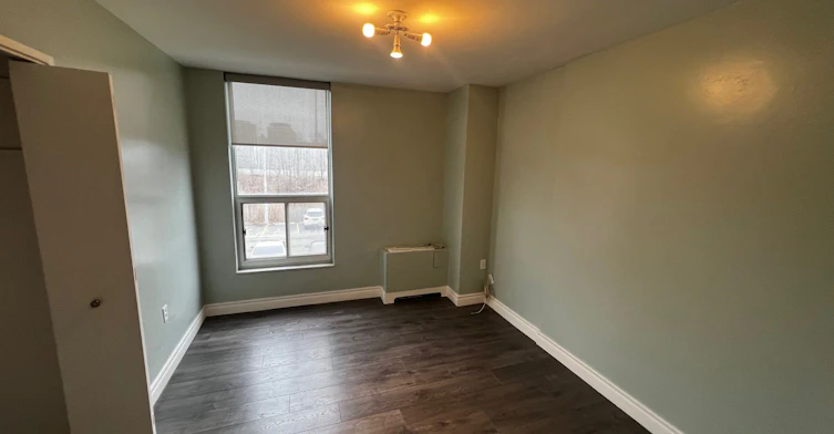 202-130 Neptune Drive, Toronto, ON, M6A 1X5 - 23