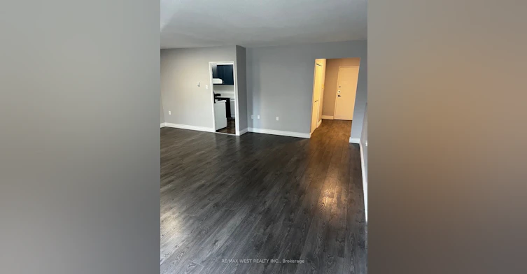 202-130 Neptune Drive, Toronto, ON, M6A 1X5 - 16