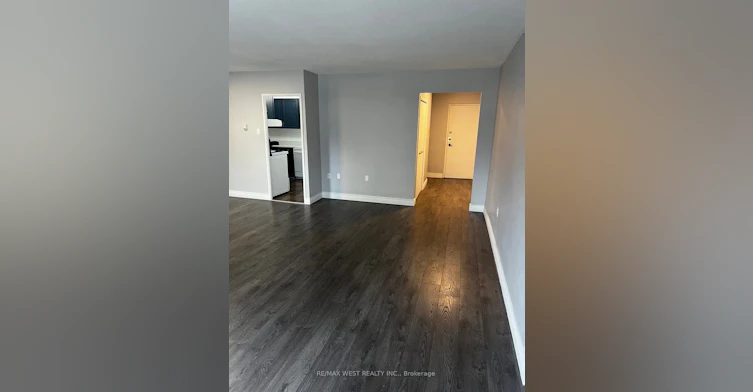 202-130 Neptune Drive, Toronto, ON, M6A 1X5 - 9