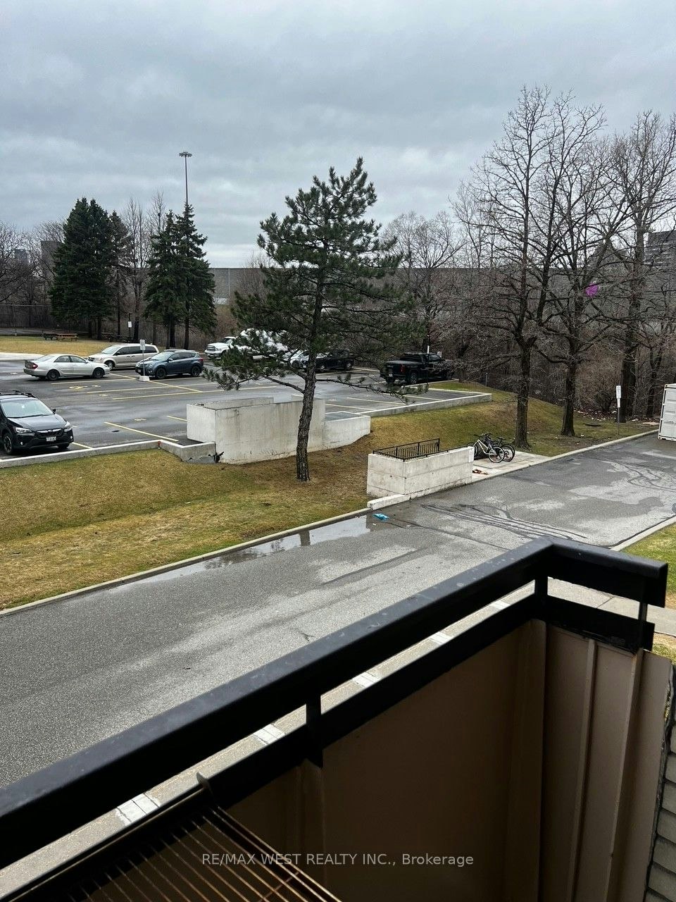 202-130 Neptune Drive, Toronto, ON, M6A 1X5 - 5