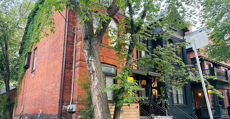 2-7 Bernard Avenue, Toronto, ON, M5R 1R3 - 2