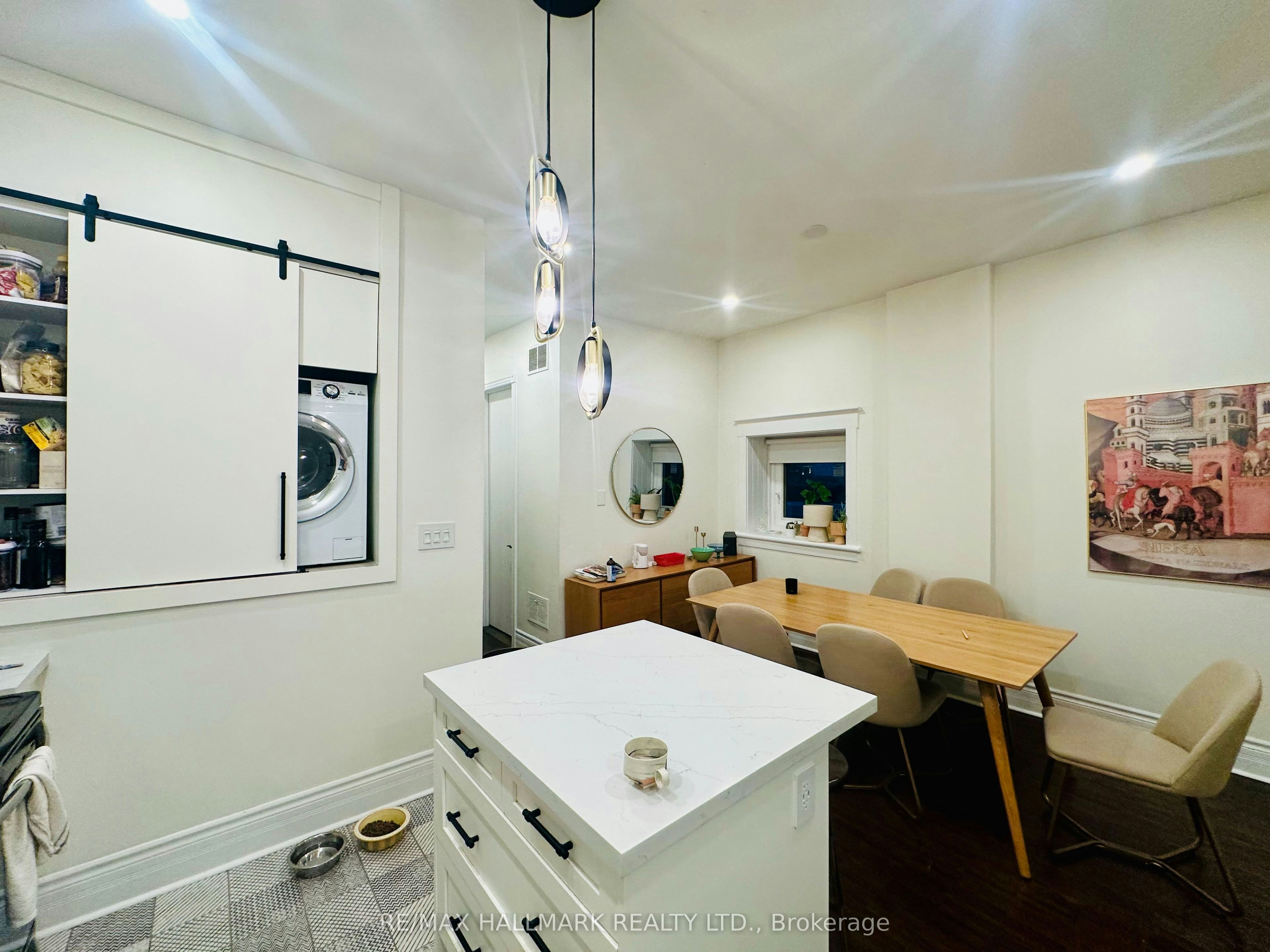 2-7 Bernard Avenue, Toronto, ON, M5R 1R3 - 5