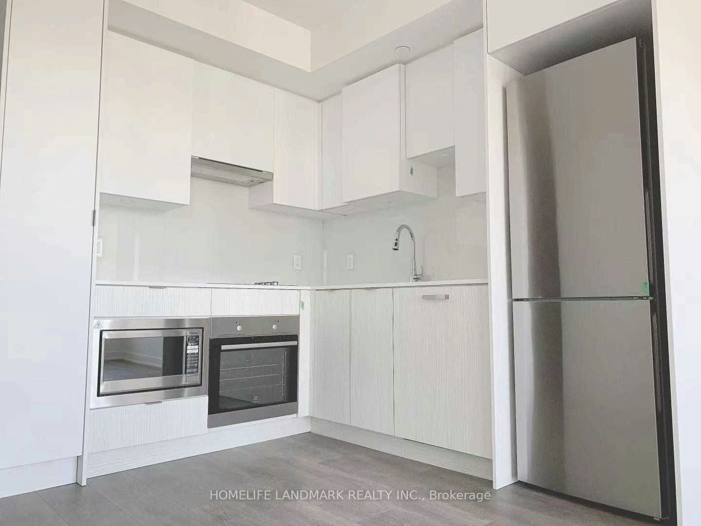 2311-99 Broadway Avenue, Toronto, ON, M4P 0E3