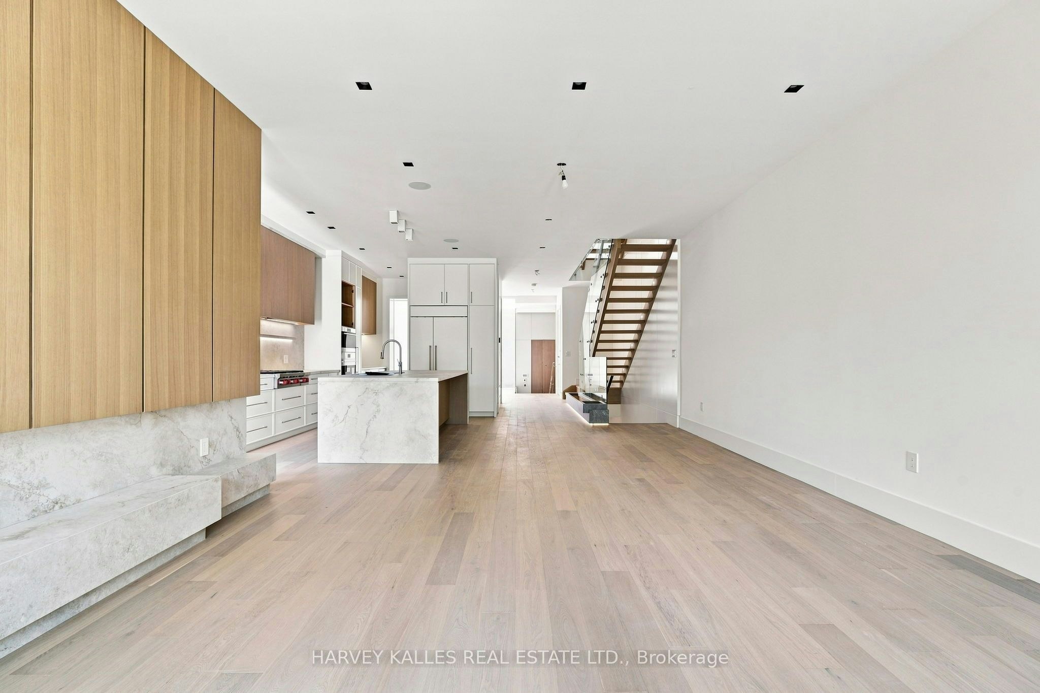 106 Heath Street W, Toronto, ON, M4V 1T6 - 14