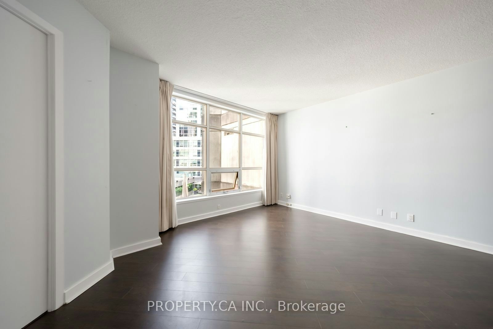 401-350 Wellington Street W, Toronto, ON, M5V 3W9 - 14