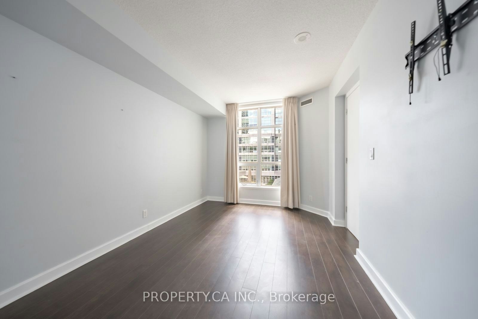 401-350 Wellington Street W, Toronto, ON, M5V 3W9 - 9