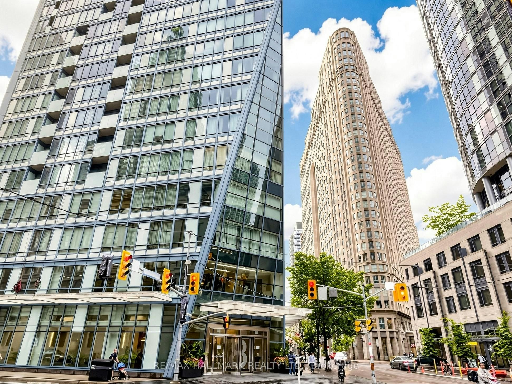 2711-8 The Esplanade Avenue, Toronto, ON, M5E 0A6 - 3