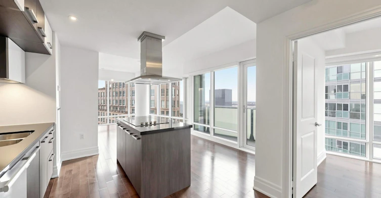 2711-8 The Esplanade Avenue, Toronto, ON, M5E 0A6 - 18