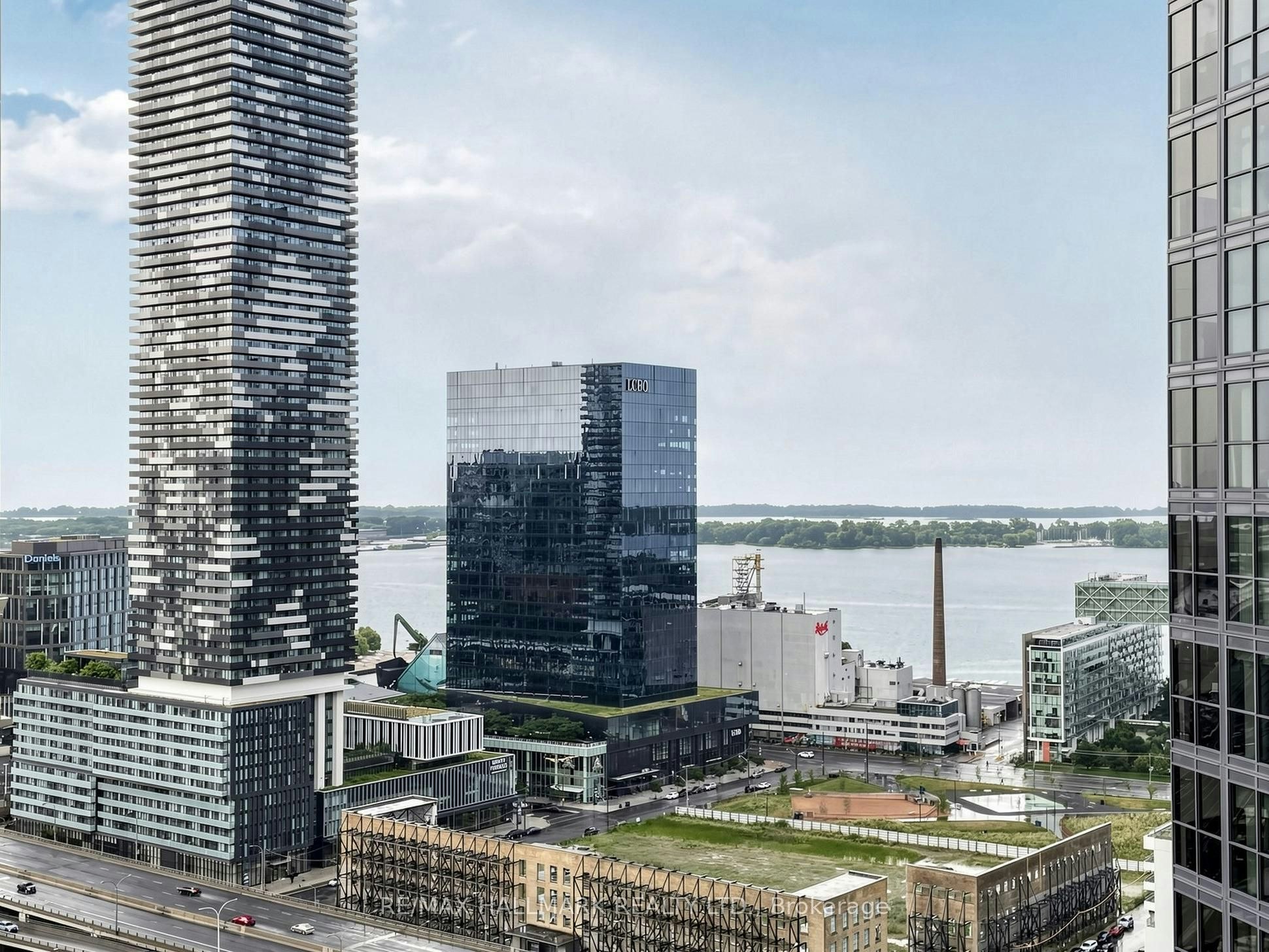 2711-8 The Esplanade Avenue, Toronto, ON, M5E 0A6 - 34