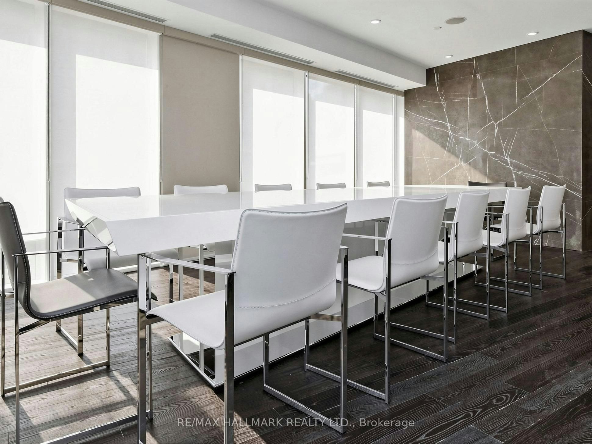 2711-8 The Esplanade Avenue, Toronto, ON, M5E 0A6 - 41