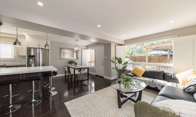 2 Lynedock Crescent