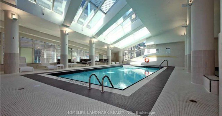 1811-8 The Esplanade N/A, Toronto, ON, M5E 0A6 - 14