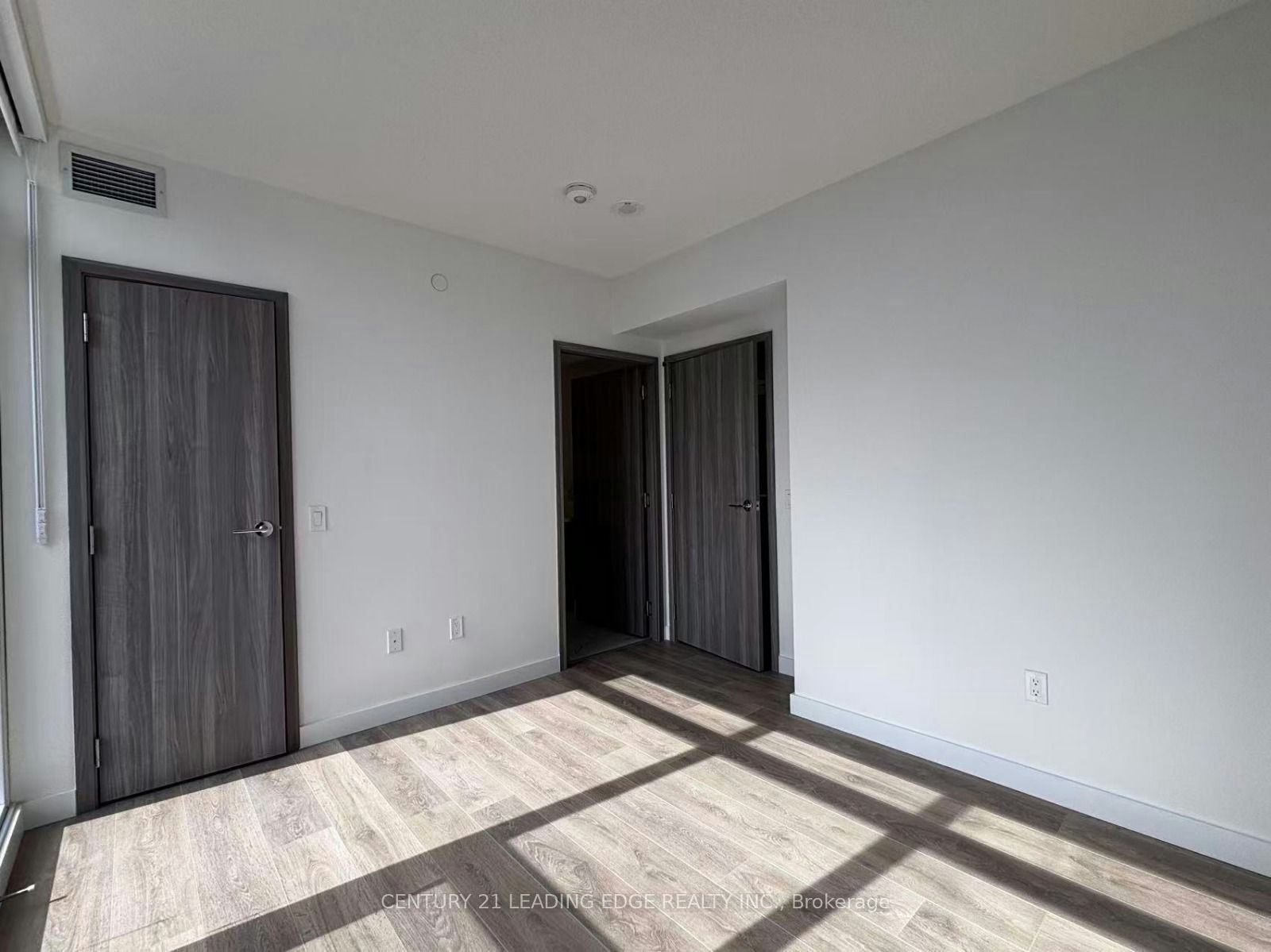 2203-3 Concord Cityplace Way, Toronto, ON, M5V 0X3 - 6