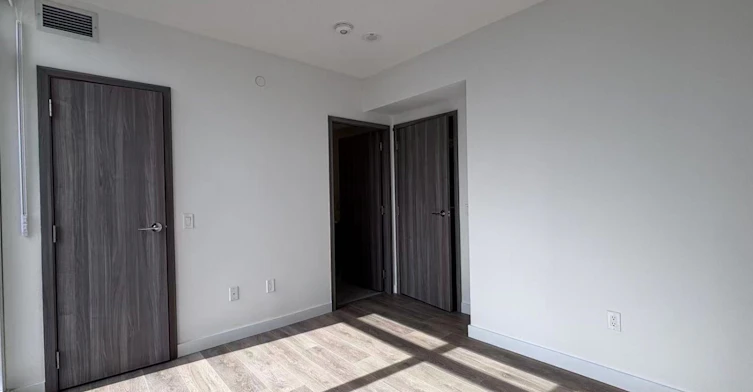 2203-3 Concord Cityplace Way, Toronto, ON, M5V 0X3 - 6