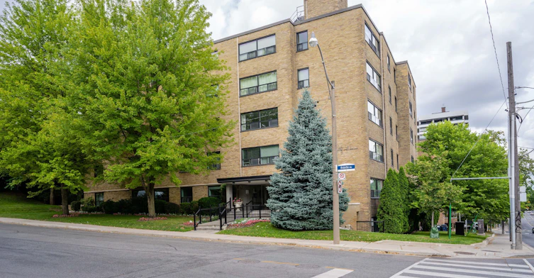 502-2 Ridelle Avenue, Toronto, ON, M6B 1H4