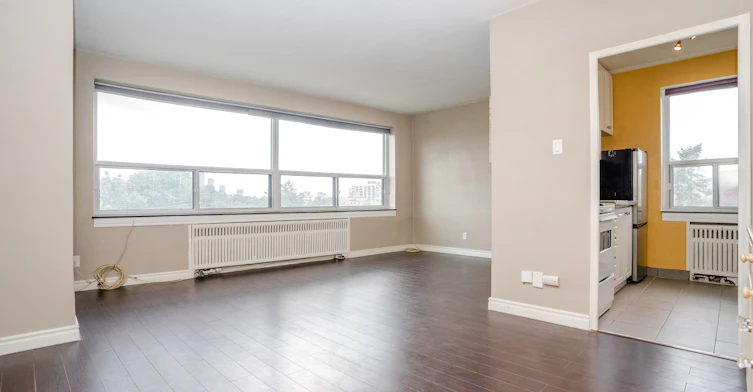 502-2 Ridelle Avenue, Toronto, ON, M6B 1H4 - 9