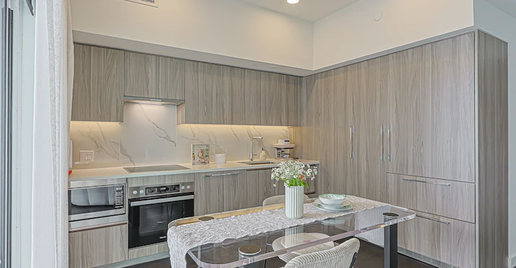 3510-1 Concord Cityplace Way, Toronto, ON, M5V 0X3 - 2