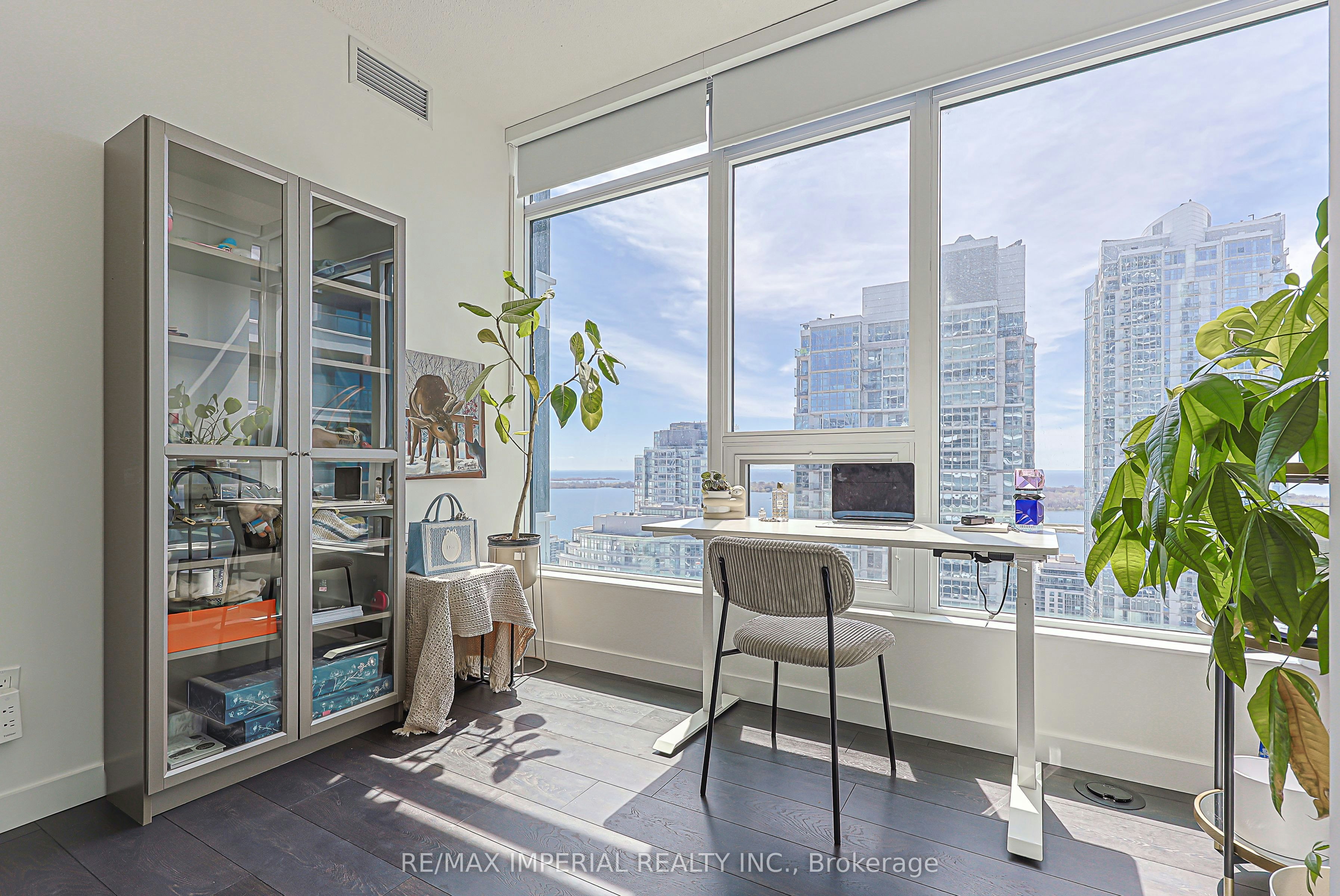 3510-1 Concord Cityplace Way, Toronto, ON, M5V 0X3 - 27