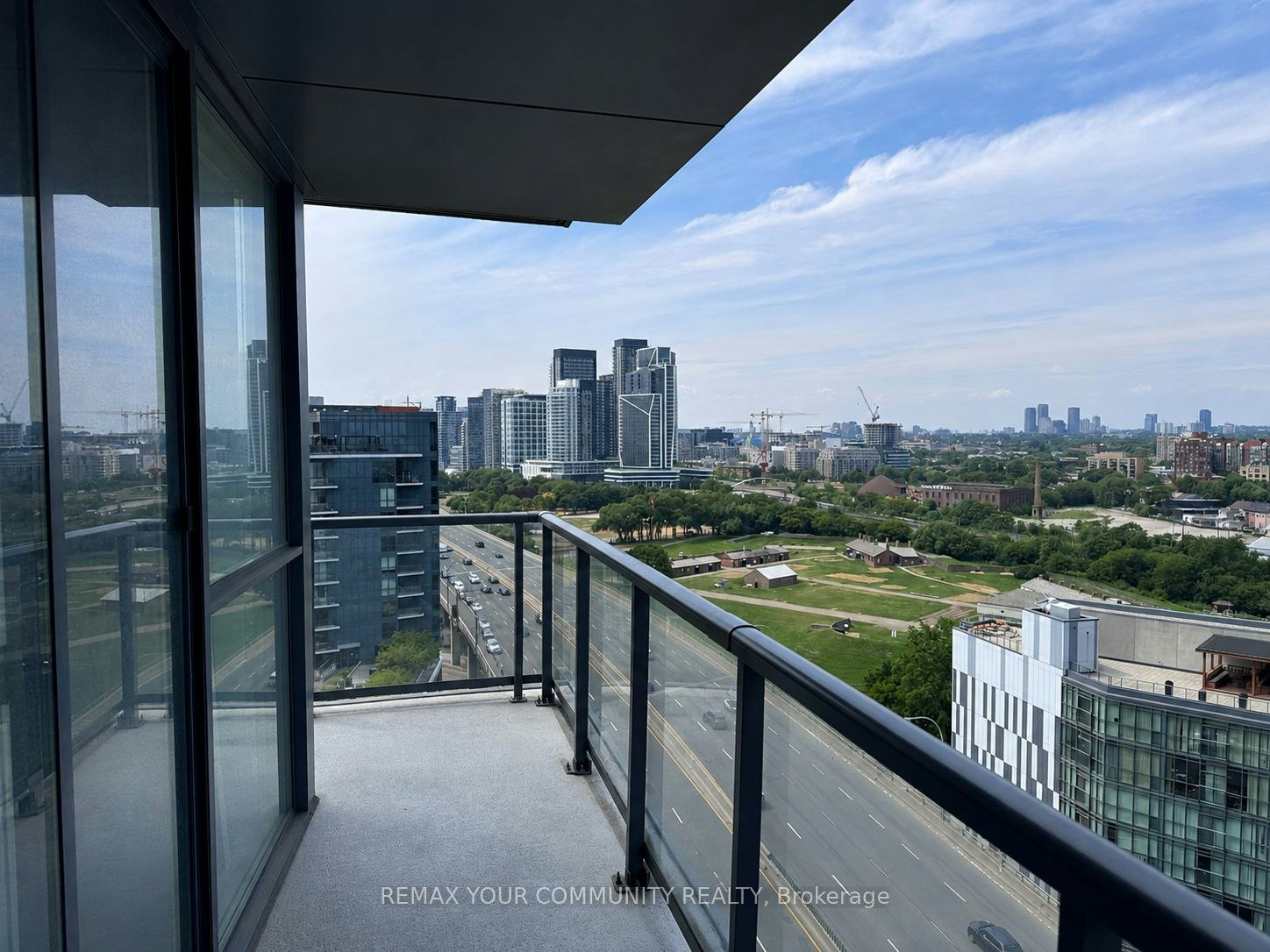 1903-20 Bruyeres Mews, Toronto, ON, M5V 0G8 - 10