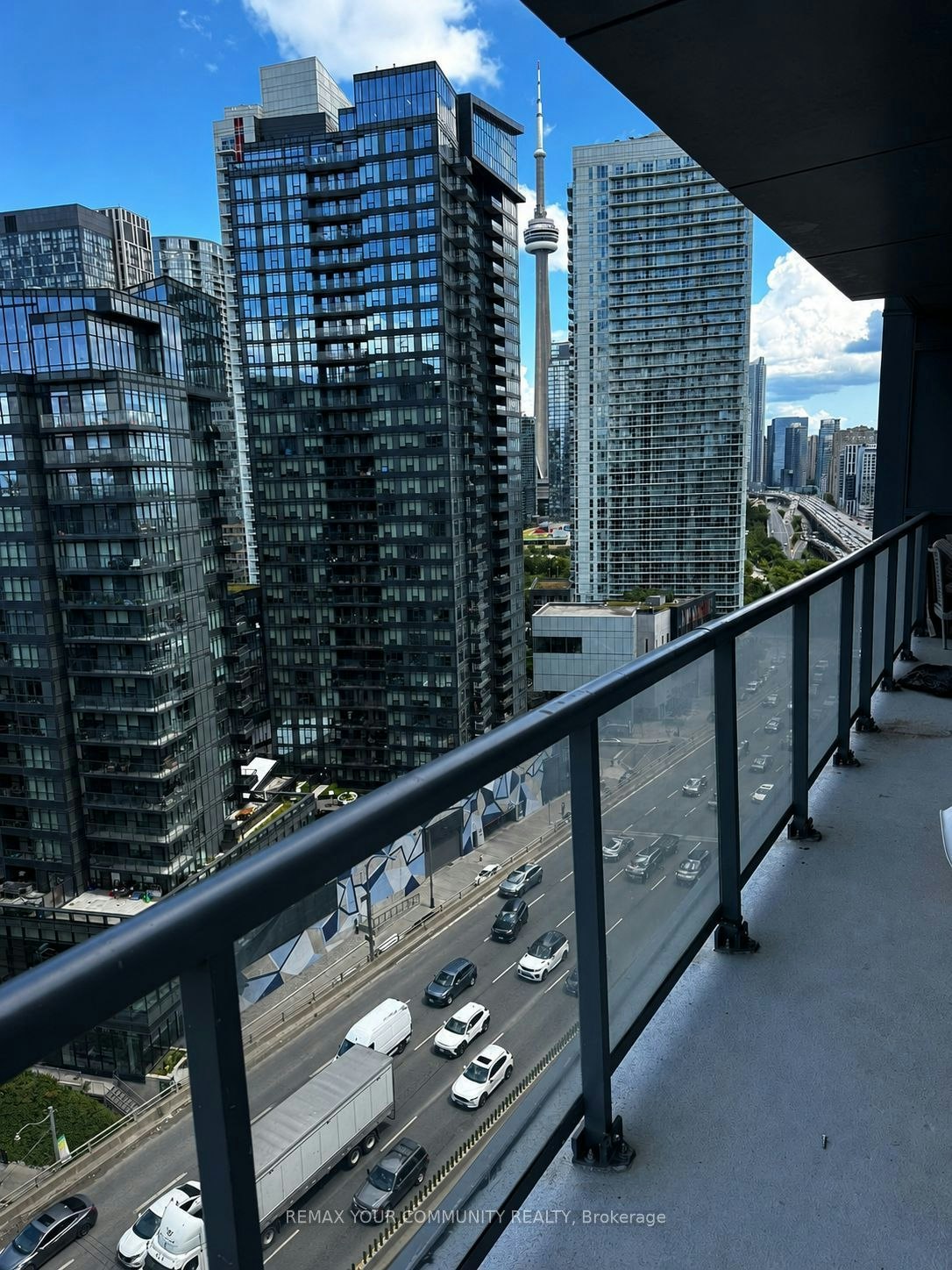 1903-20 Bruyeres Mews, Toronto, ON, M5V 0G8 - 9