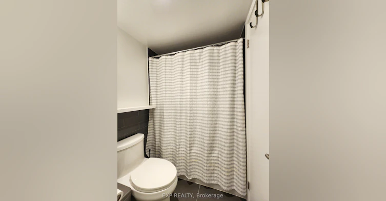7-106 Varna Drive, Toronto, ON, M6A 0C8 - 12