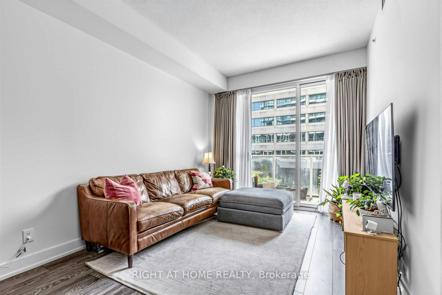2-180 Fairview Mall Drive, Toronto, ON, M2J 0G4 - 4