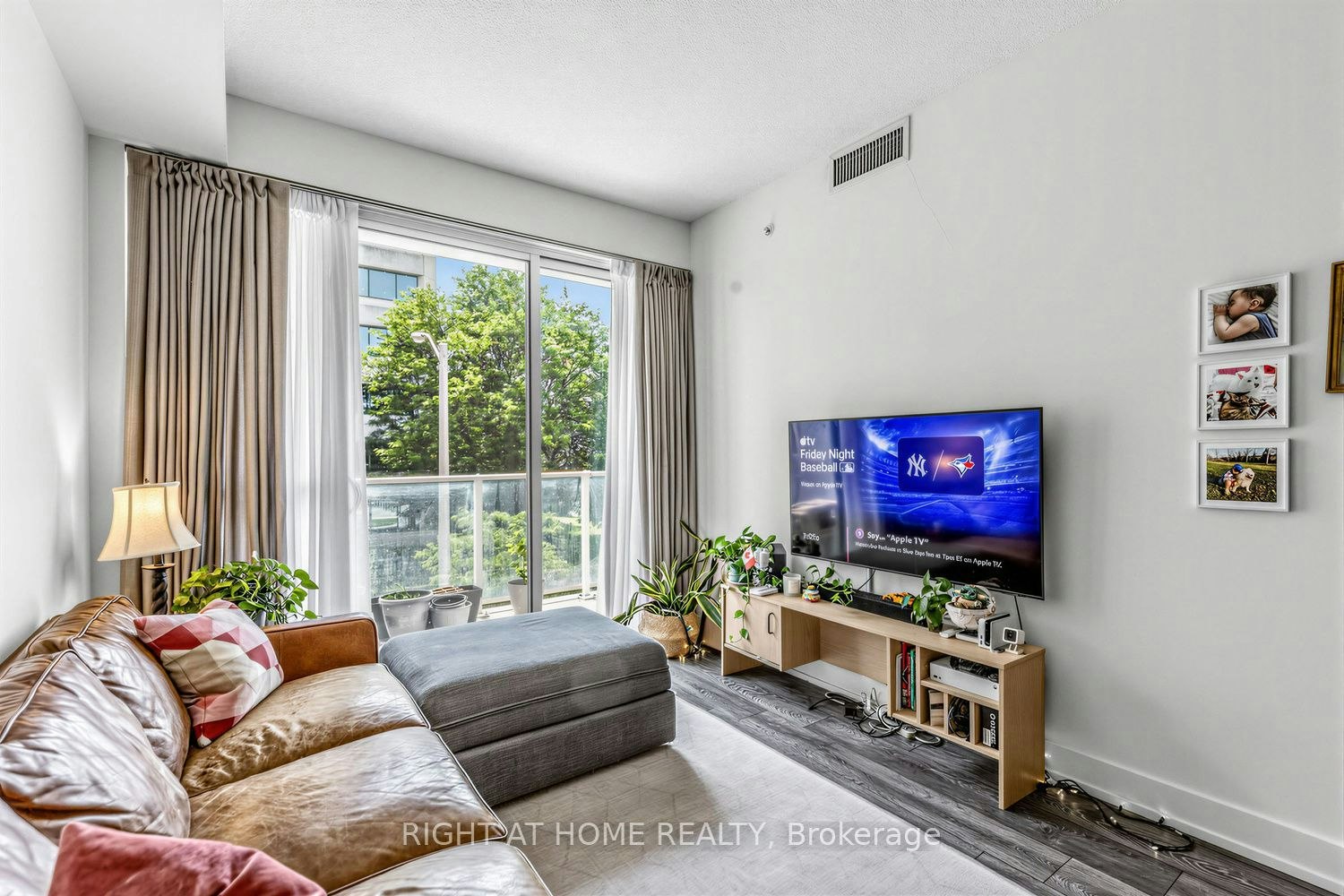 2-180 Fairview Mall Drive, Toronto, ON, M2J 0G4 - 5