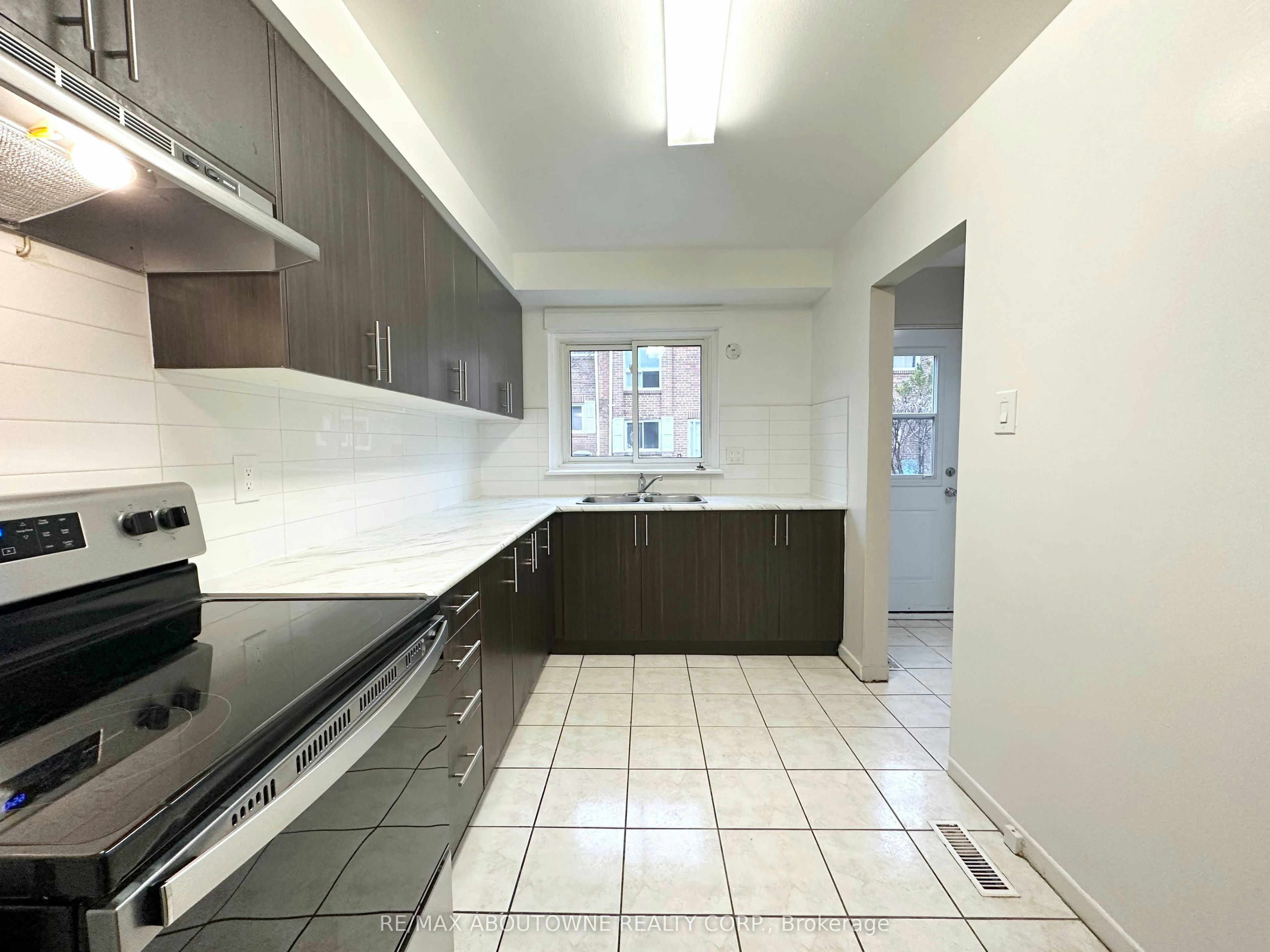 TH4-63 Havenbrook Boulevard, Toronto, ON, M2J 1A7 - 4