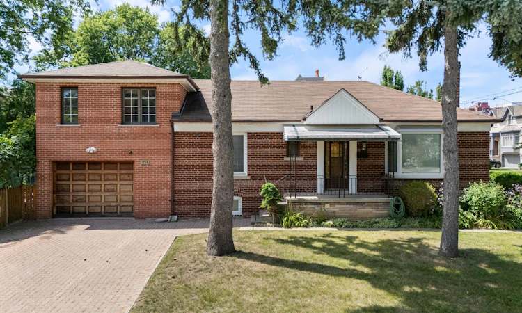 519 Douglas Avenue