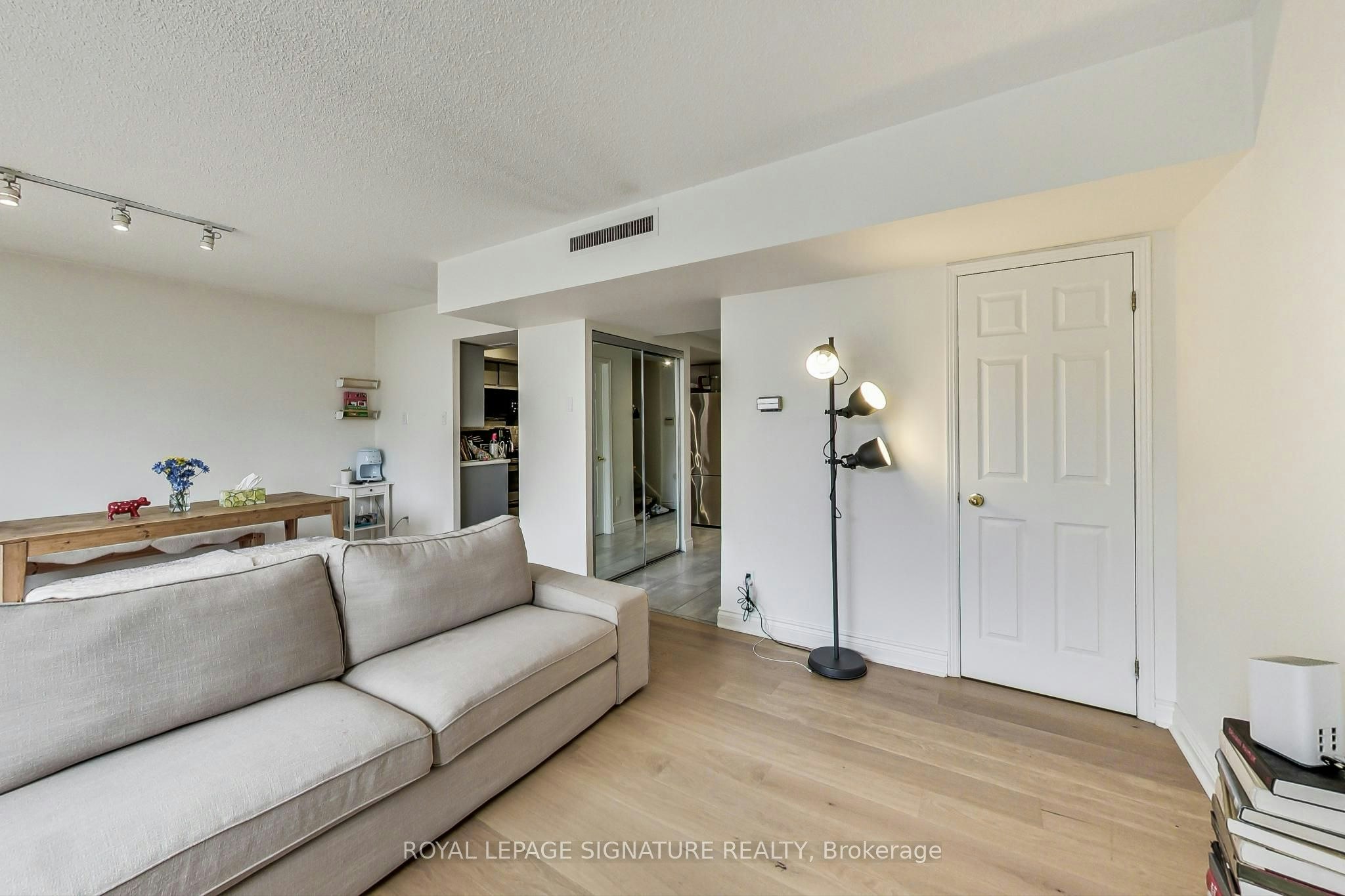 TH5-11 Broadway Avenue, Toronto, ON, M4P 1T7 - 11
