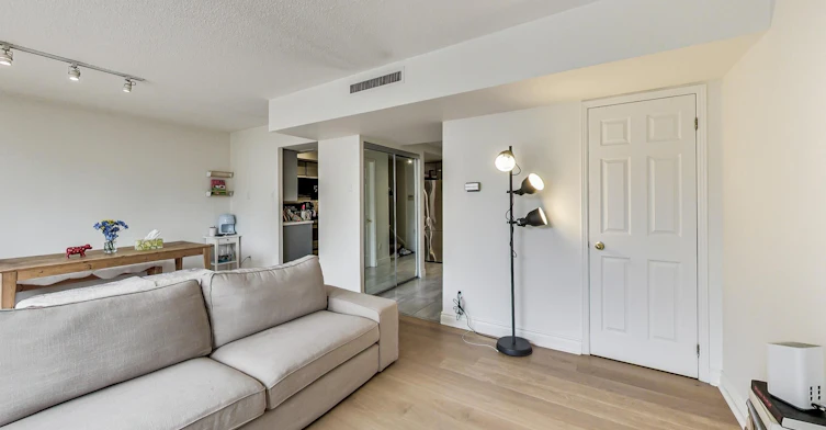 TH5-11 Broadway Avenue, Toronto, ON, M4P 1T7 - 11