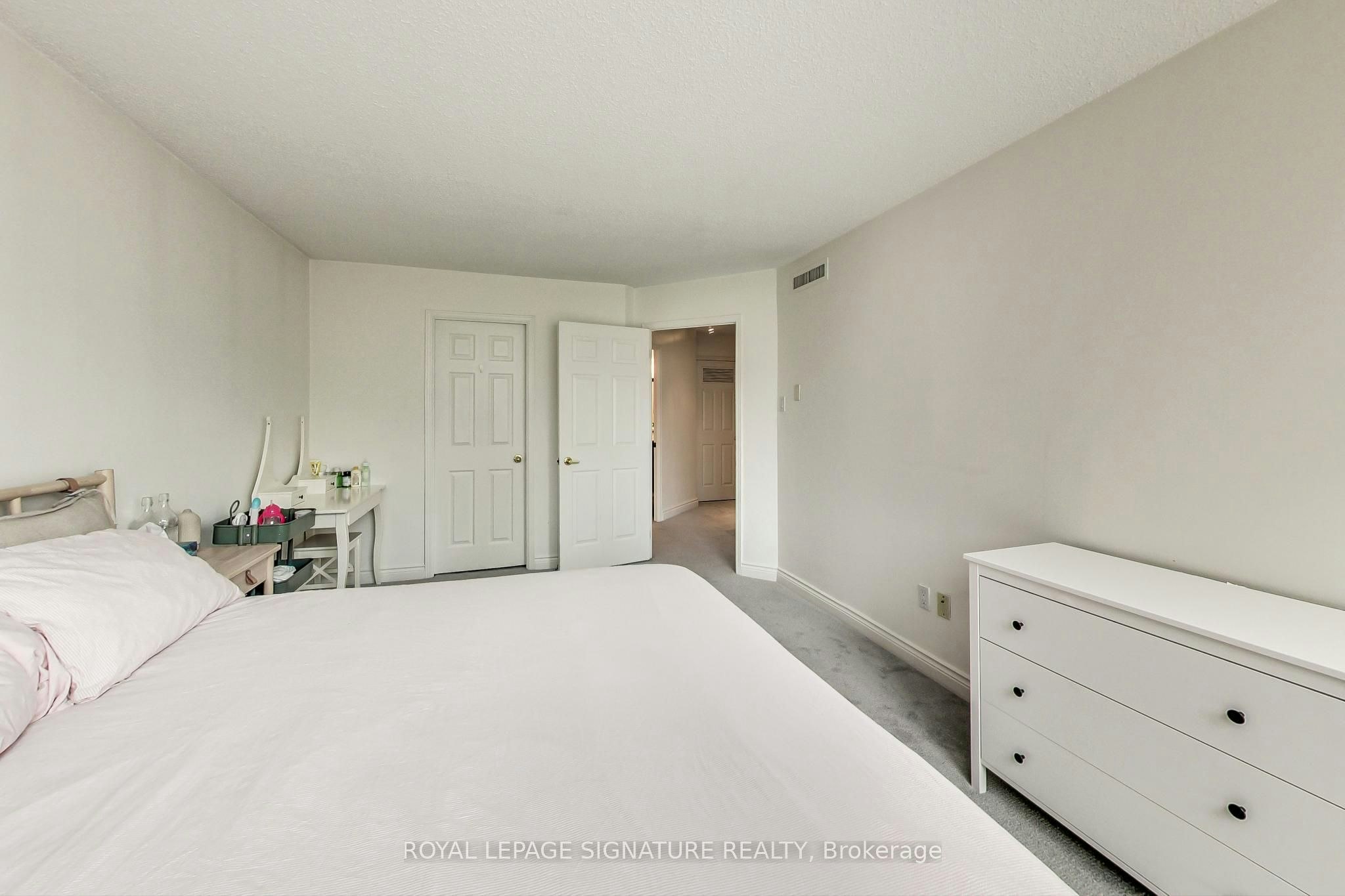 TH5-11 Broadway Avenue, Toronto, ON, M4P 1T7 - 16