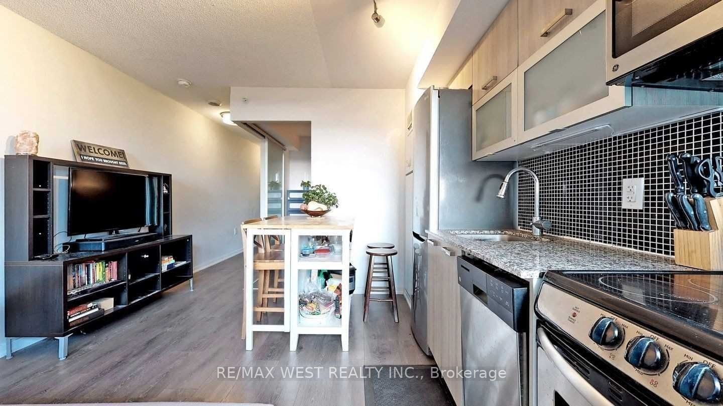 720-36 Lisgar Street, Toronto, ON, M6J 0C7 - 7