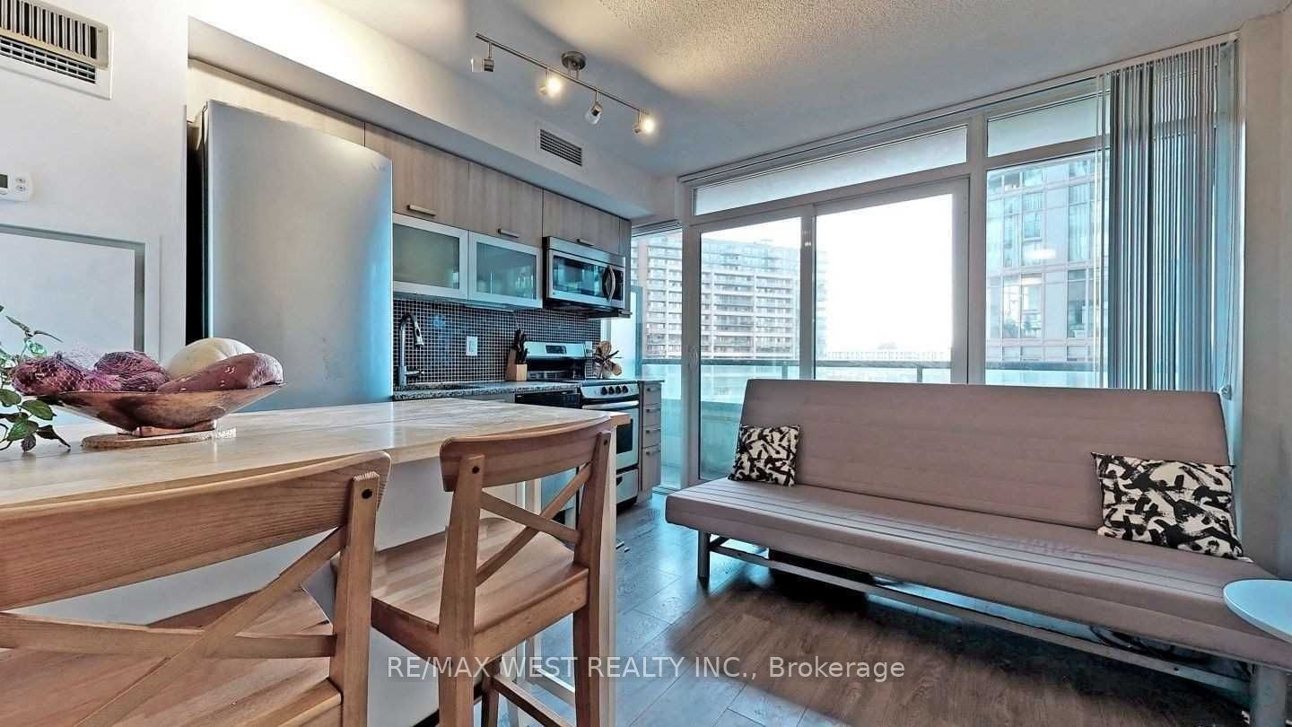 720-36 Lisgar Street, Toronto, ON, M6J 0C7 - 4